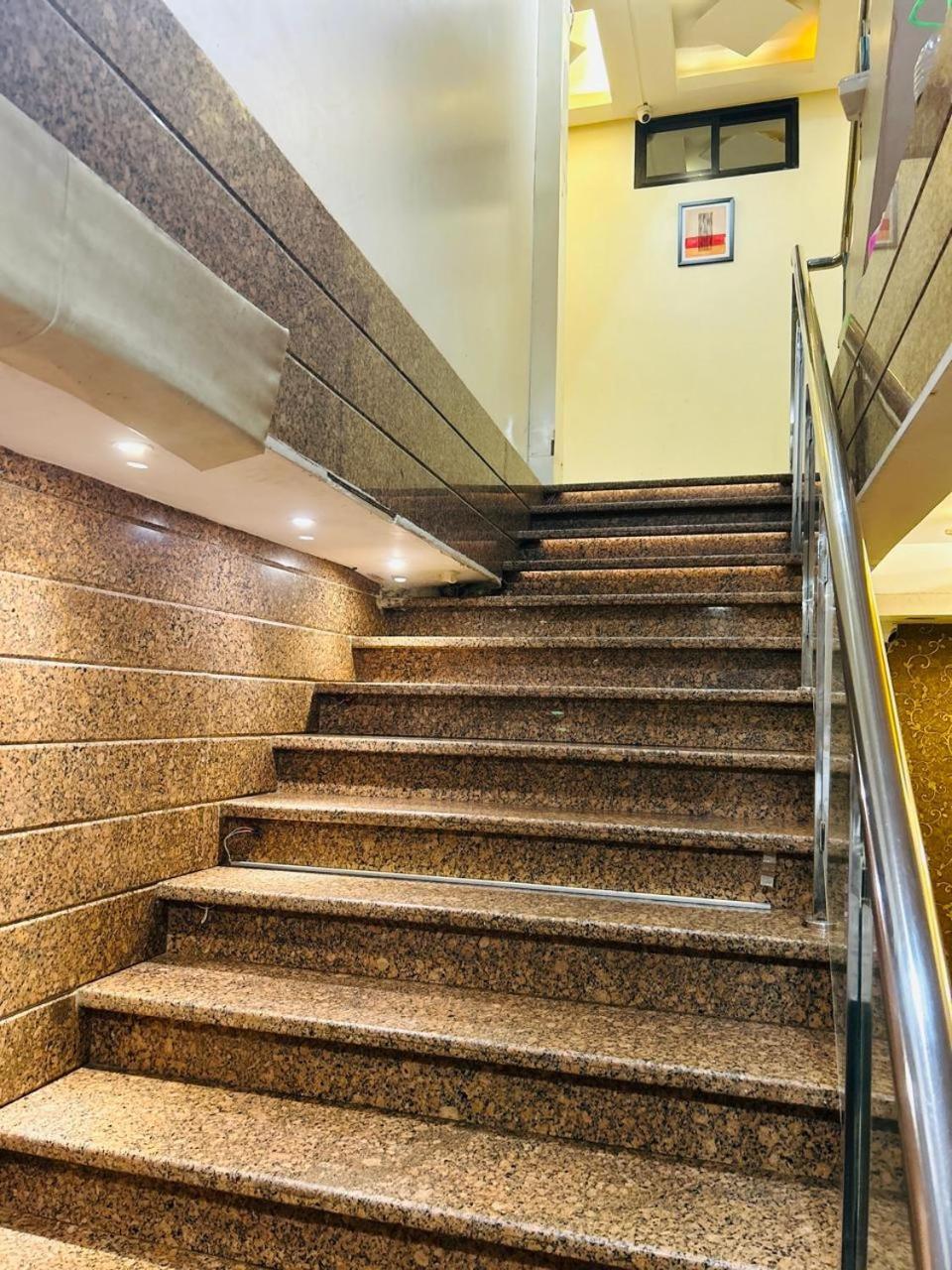 Airport Retreat Hotel 3*