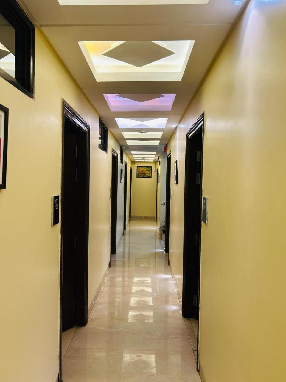 Airport Retreat Hotel 3*