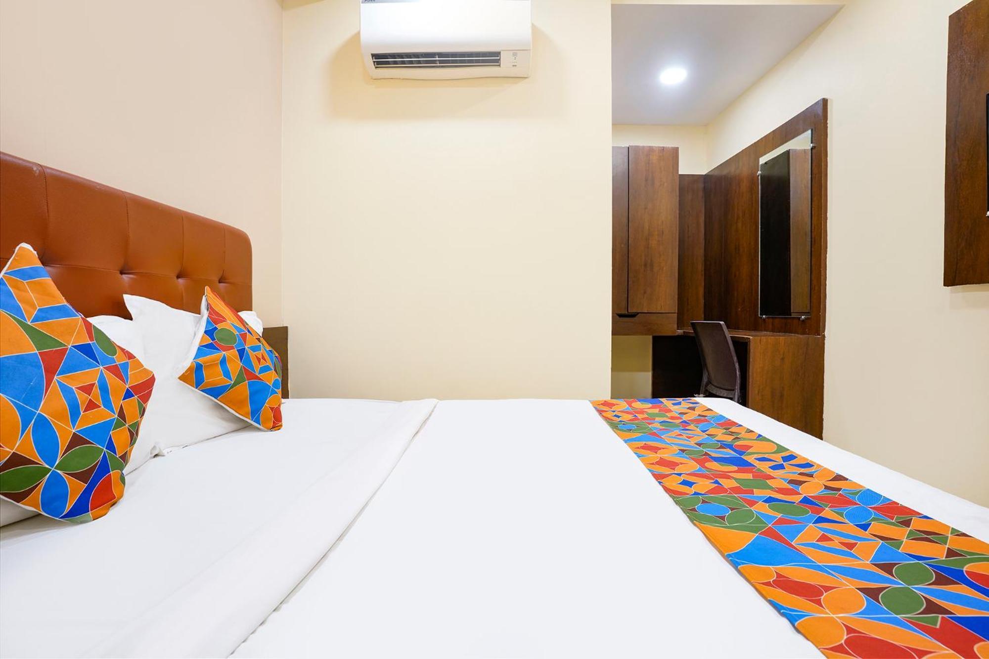 Airport Retreat Hotel