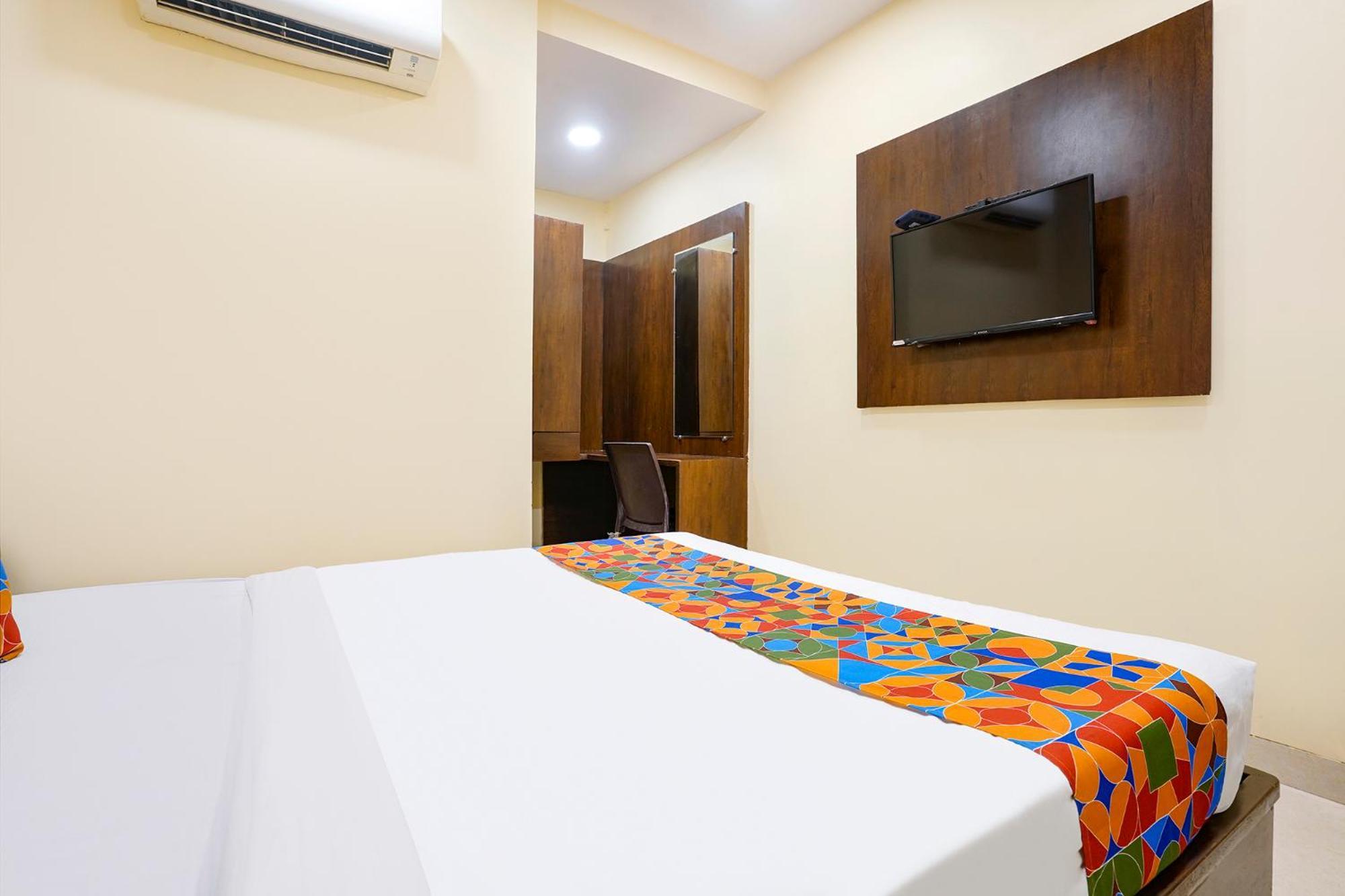 Airport Retreat Hotel 3*