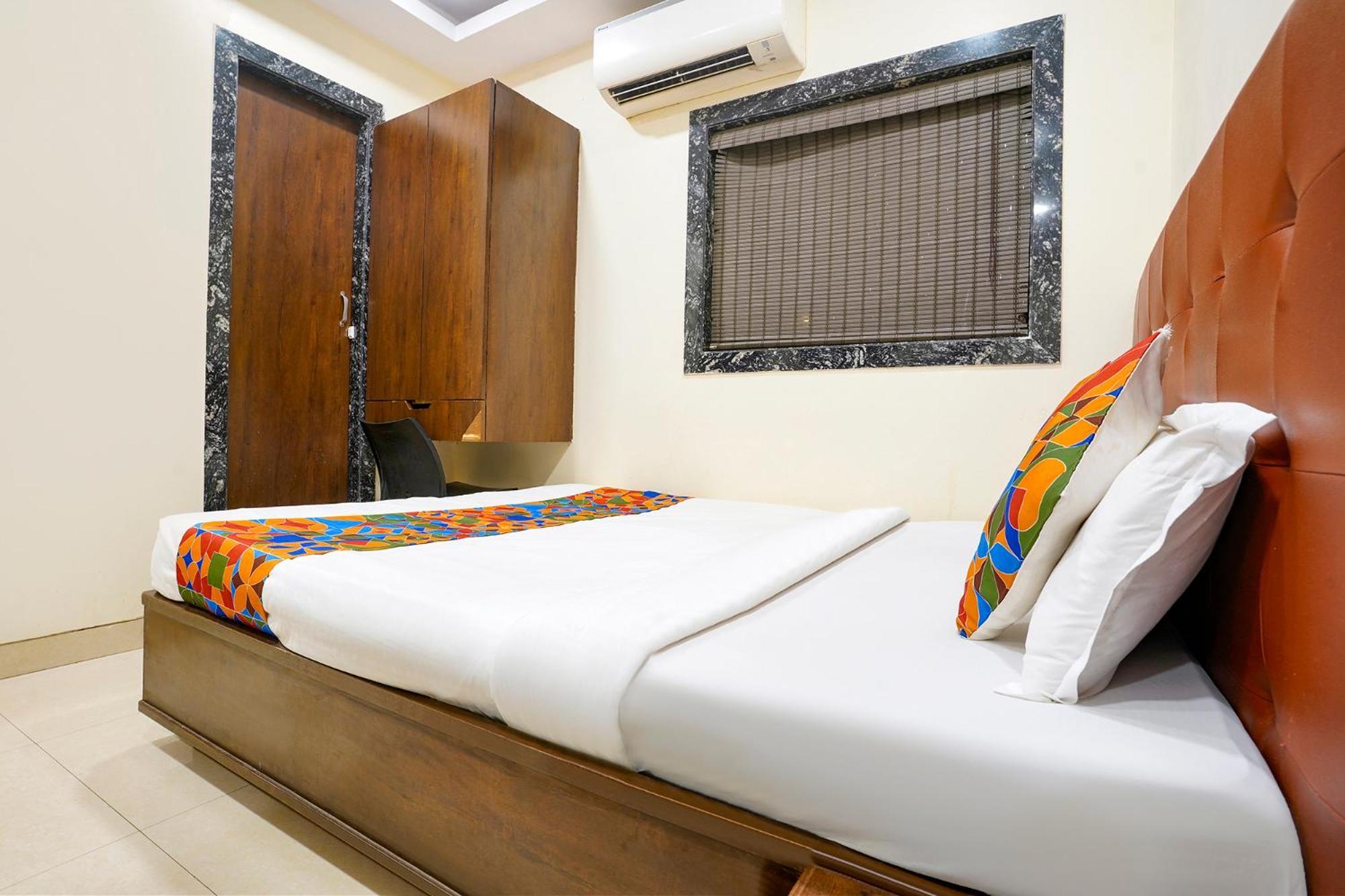 Hotel Airport Retreat